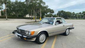 1987 Mercedes-Benz 560 SL