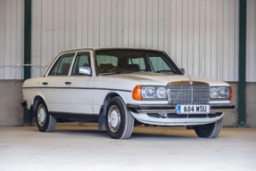 1984 Mercedes-Benz 200