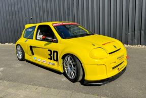  Renault Clio V6 Trophy