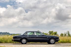 1990 Jaguar XJ40