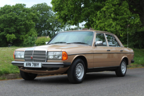 1983 Mercedes-Benz 230 E