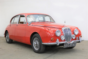 1969 Daimler V8 250