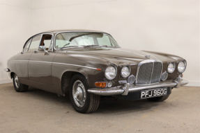 1969 Jaguar 420