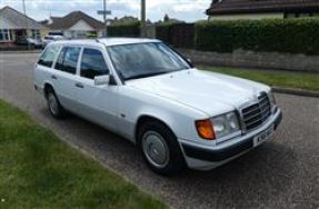 1993 Mercedes-Benz 200 TE