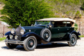 1930 Packard DeLuxe Eight