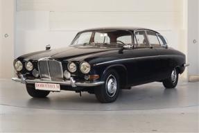 1969 Jaguar 420