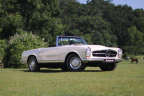 1966 Mercedes-Benz 230 SL