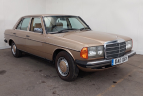 1983 Mercedes-Benz 230 E