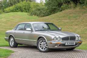 1999 Jaguar XJ8