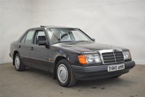 1987 Mercedes-Benz 230 E