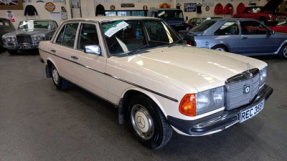 1982 Mercedes-Benz 230 E