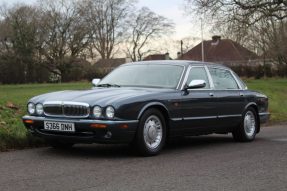 1998 Daimler V8