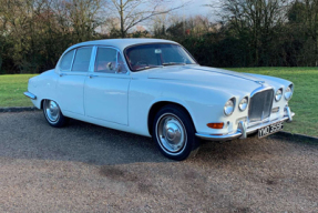 1967 Jaguar 420