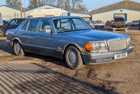 1989 Mercedes-Benz 560 SEL