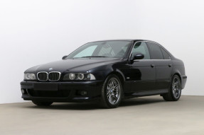 2000 BMW M5