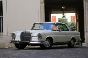 1967 Mercedes-Benz 250 SE Coupe