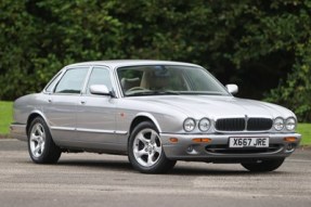 2000 Jaguar XJ