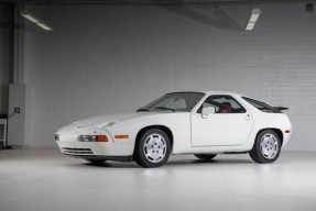 1987 Porsche 928 S4