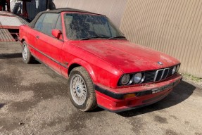 1992 BMW 318i