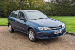 2000 Nissan Almera