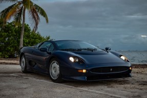 1994 Jaguar XJ220