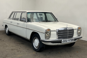 1975 Mercedes-Benz 240