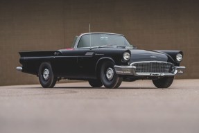 1957 Ford Thunderbird