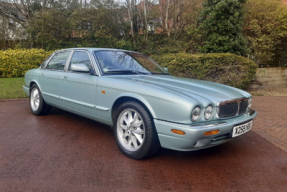 2000 Jaguar XJ