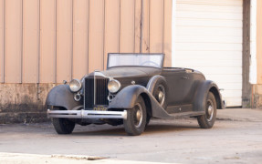 1934 Packard Super Eight