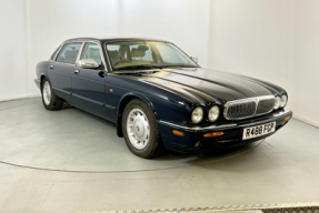 1998 Daimler V8