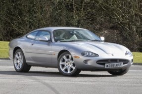 2000 Jaguar XK8