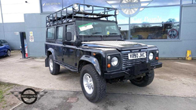 2000 Land Rover Defender