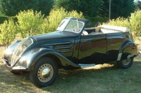 1937 Peugeot 302