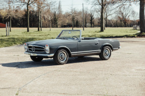 1966 Mercedes-Benz 230 SL