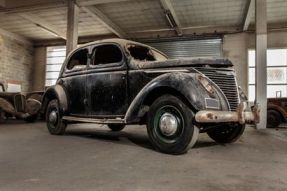 1938 Matford F472