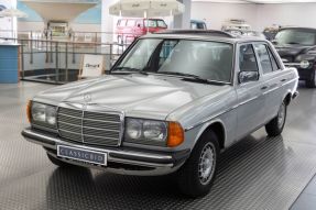 1984 Mercedes-Benz 230 E