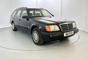 1995 Mercedes-Benz 220 TE