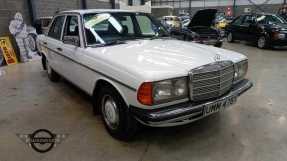 1982 Mercedes-Benz 230