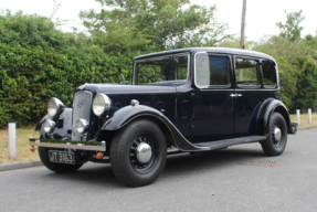 1935 Austin 18