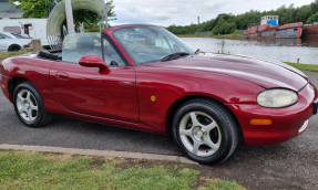 2000 Mazda MX-5