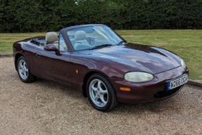 2000 Mazda MX-5