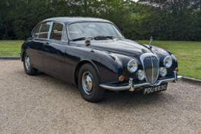 1969 Daimler V8 250