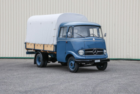 1964 Mercedes-Benz L 319