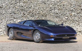 1993 Jaguar XJ220