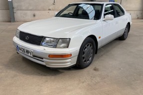 1995 Lexus LS 400