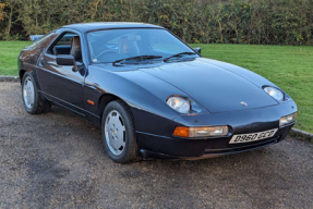 1987 Porsche 928 S4