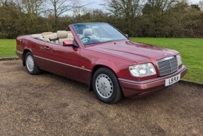 1994 Mercedes-Benz E 220