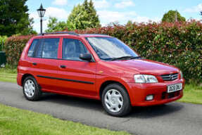 2001 Mazda Demio