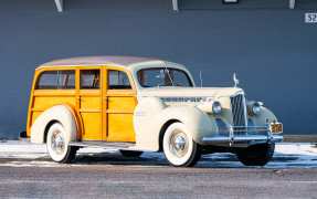 1940 Packard Super Eight