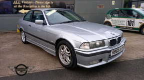 1997 BMW 318is